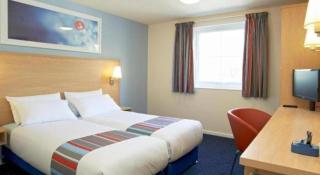 Travelodge Kettering - 3