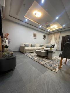 Modern 2-Bedroom Apartment - 4