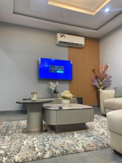 Modern 2-Bedroom Apartment - 2