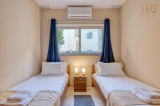 3BR home with private large terrace in Marsascala - 5
