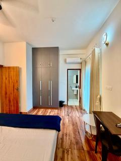 Casa Mira Homes AC Family premium Rooms with Lift access - Cochin - 7