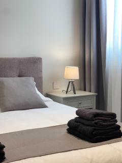 Modern & Stylish 3BR Apartment in Central Malta - 2