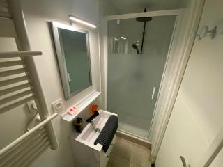 Le Petit Central - 466 - 8