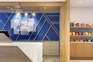 Holiday Inn Express & Suites Lexington South by IHG - 4