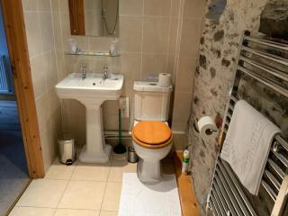 Tithe Barn 2 - Abercelyn Cottages - Llanycil - Bala - Gwynedd - LL23 7YF - UK - 5