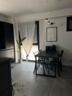 Denny Home - 9