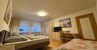 Geräumige 2-Zimmer-Wohnung für Urlaub & Arbeit - 8