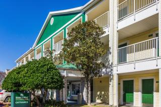 HomeTowne Studios by Red Roof Houston - West Oaks - Energy Corridor - 5