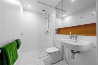 Fitzroy Pad - Secure Parking, Balcony & Wi-Fi - 9