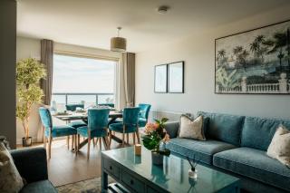 The International Apartments Bray Seafront - 1