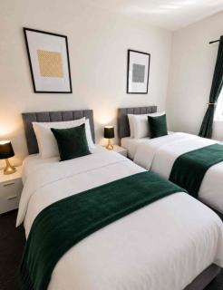Amanda House - 3 Bedroom with Parking - 5