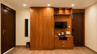 Lime Tree Hotel Near 32nd Avenue Sector 29 Gurgaon - 4