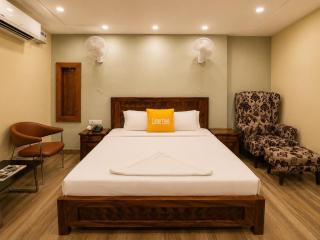 Lime Tree Hotel Near 32nd Avenue Sector 29 Gurgaon - 1