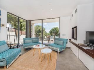Playa de Muro Chalet with Pool for 6 - 8