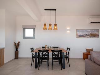 Golden Horizon House - 1