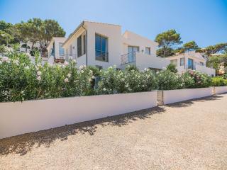 Seaside Escape in Cala Sant Vicenç - 1