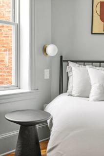 Suite 2B at Maison Dupont a Dupont Circle Inn - 4
