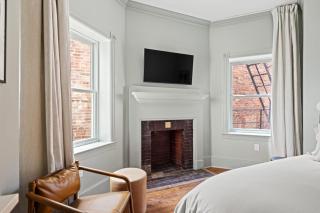 Suite 3B at Maison Dupont a Dupont Circle Inn - 5