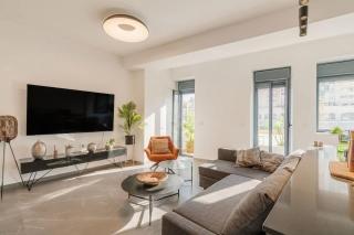 SHUK VIBES Modern 2BR Sunny Balcony By SweetyGuest - 0