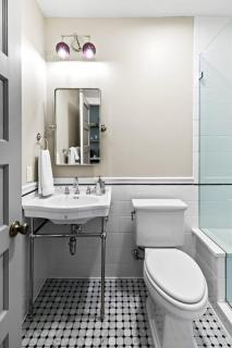 Suite 4B at Maison Dupont a Dupont Circle Inn - 5
