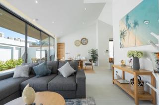 Seaside New 3BR Pool Villa 2-Min Walk to Bangtao Beach l Villa Belplaya Phuket, Bangtao - 1