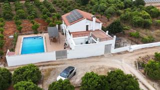 Villa in nature for groups with WiFi, AC and pool - 2