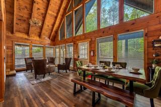 Mountain Majesty By Ghosal Luxury Lodging - 9