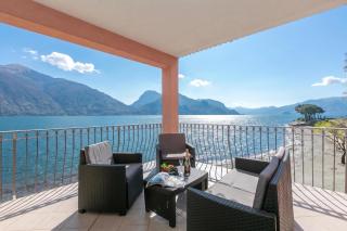 Garibaldi Lake view Apartments - 9