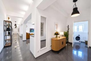 Yello Homes Suite - Dream Loft - Jacquzzi - bis zu 10 Gäste - 3