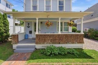 Historic Home and Cottage with Seaport View - Stonington - 0