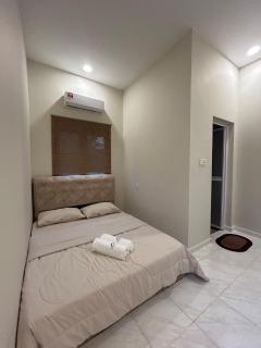 Sora Stay - Ryokan inspired pool stay in Dungun - 9