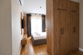 Imperial Suite on the Top Floor with Free Parking and Amazing View - 3