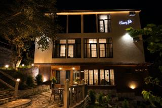 Madin Eco Hotel - Debed - 8