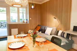 Cocon d'Altitude avec Terrasse, Calme & Parking Privé - 2
