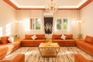 Villa de Luxe à Marrakech avec Piscine & 7 Suites - 3