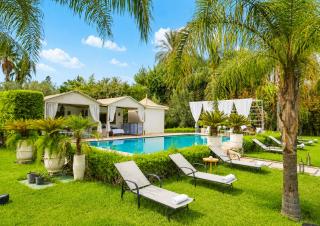 Villa de Luxe à Marrakech avec Piscine & 7 Suites - 8