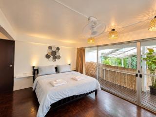 Home16 Sukhumvit16 - 8