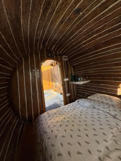 Glamping Medvedjek - Nočitev v vinskem sodu - 6