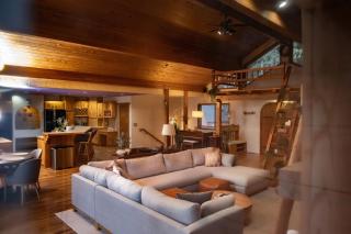 Hurricane Hideaway - Glass-Roof Hot Tub - Sleeps 16 - 3
