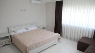Sagora Hotel - 8