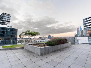 Hollywood Suite - Balcony, Gym & Rooftop BBQ - 7