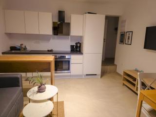 Small apartment in Gornji Karin near the beach ST TV - 2