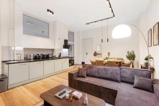 Designer Apartment in Berlin's Prime Location - 4