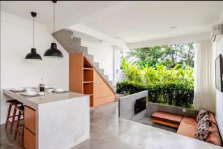 Wabi Sabi - Designer Loft - Sunken Lounge & Workspace - 9
