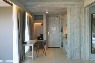 Dinso Resort & Villas Phuket, Vignette Collection by IHG - 6