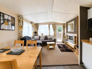 Brilliant Caravan With A Partial Sea View In Suffolk Ref 32026Az - 3