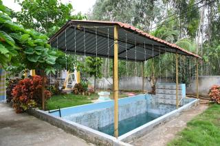 Peaceful Farmhouse Retreat Near the City - 3