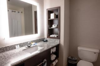Holiday Inn Express & Suites - Tuscaloosa-University by IHG - 9