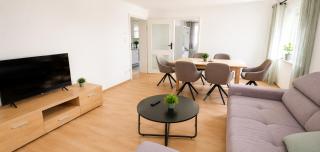 Altstadtwohnung mit Schlossblick 3 Schlafzimmer, Balkon, Parkplatz - 3