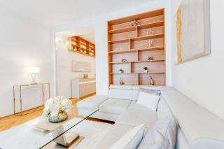 Exclusive Riverside Apartment in the Heart of Prague - 5